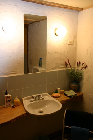 bathroom amulla